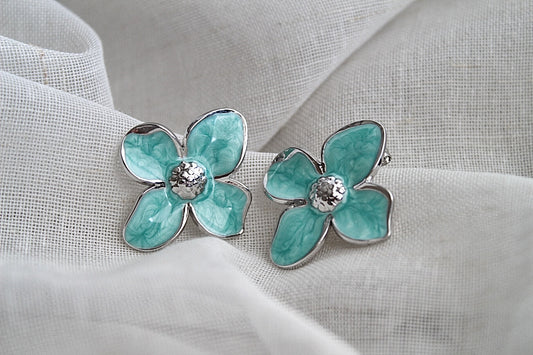 Turquoise Flower